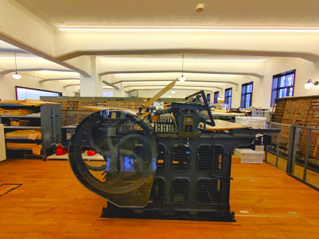 【新宿〜市ヶ谷】眼病平癒の神社を結ぶ歴史散歩。諏訪神社から茶ノ木稲荷神社を巡る開運ルート 20260315 130450398 1 1024x768 - 【新宿〜市ヶ谷】眼病平癒の神社を結ぶ歴史散歩。諏訪神社から茶ノ木稲荷神社を巡る開運ルート