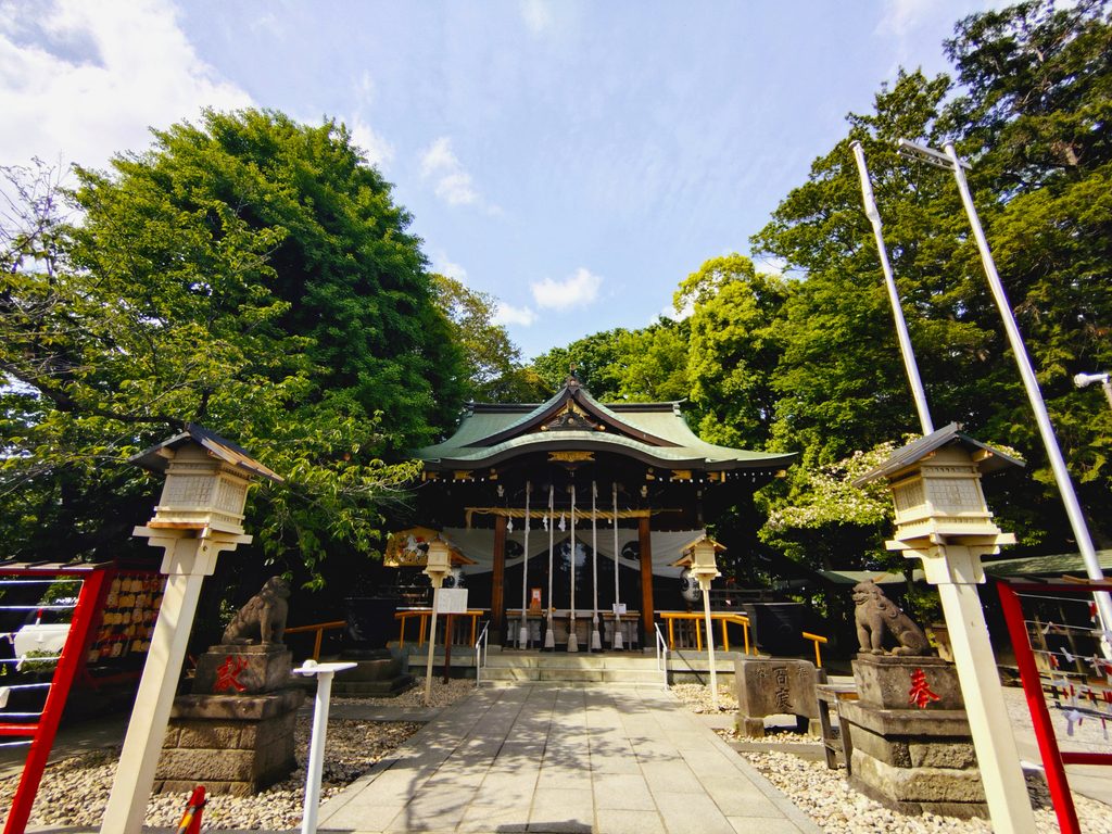埼玉県川口市 鎮守氷川神社の荘厳な社殿 埼玉県川口市 鎮守氷川神社の荘厳な社殿