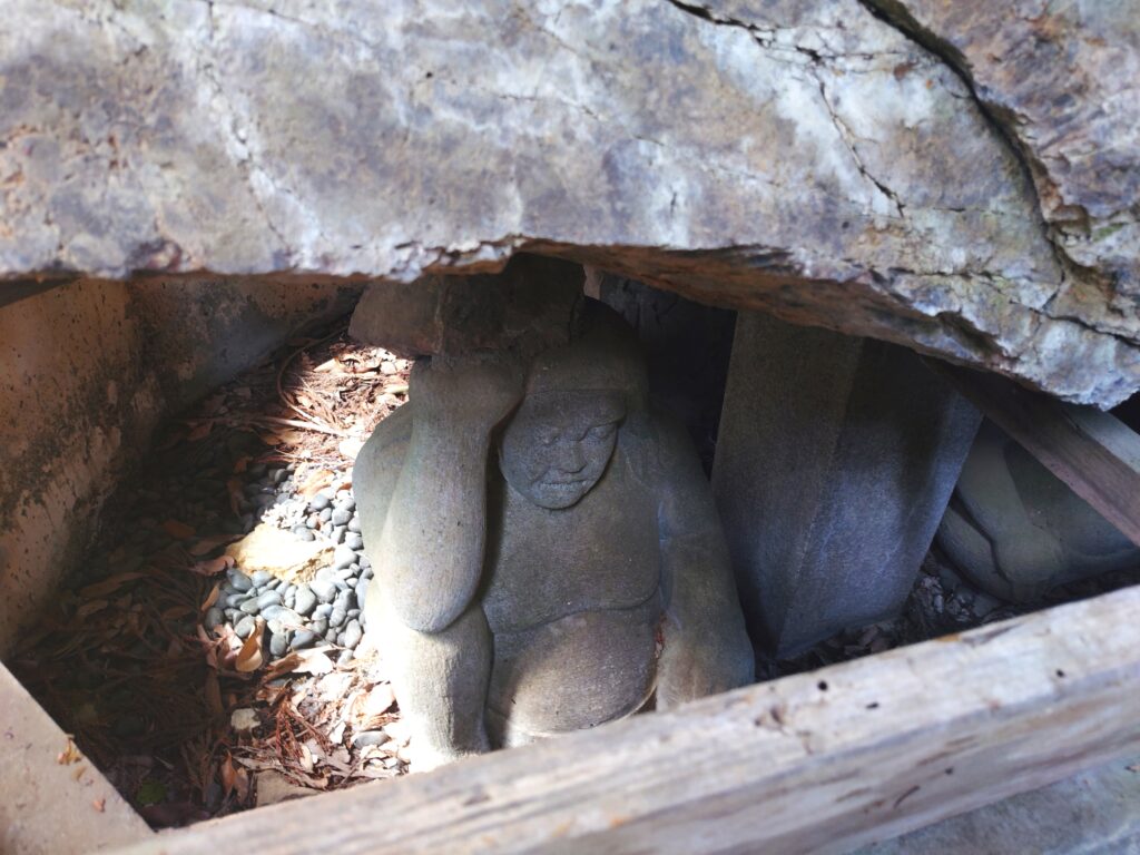 20260426 125848019 1024x768 - Torakashiwa Shrine [Tokyo]