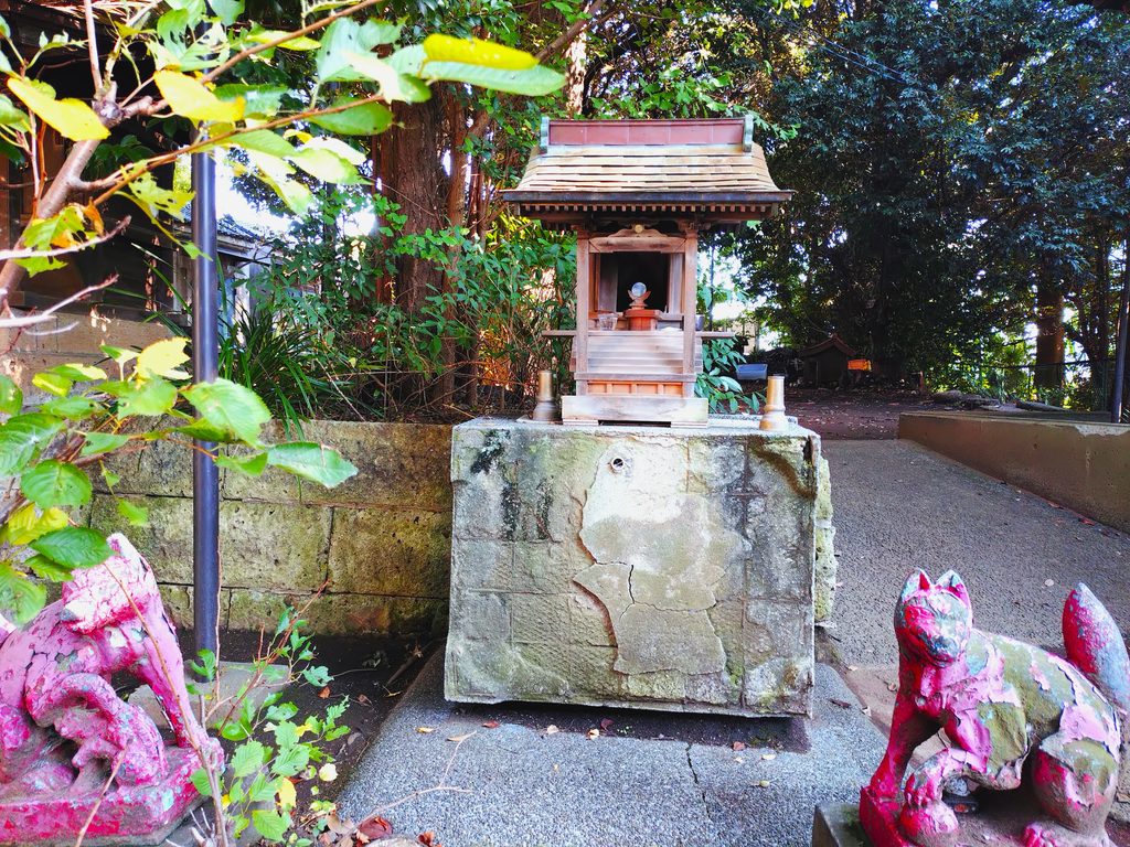 東京都北区 赤羽八幡神社の作徳稲荷大明神