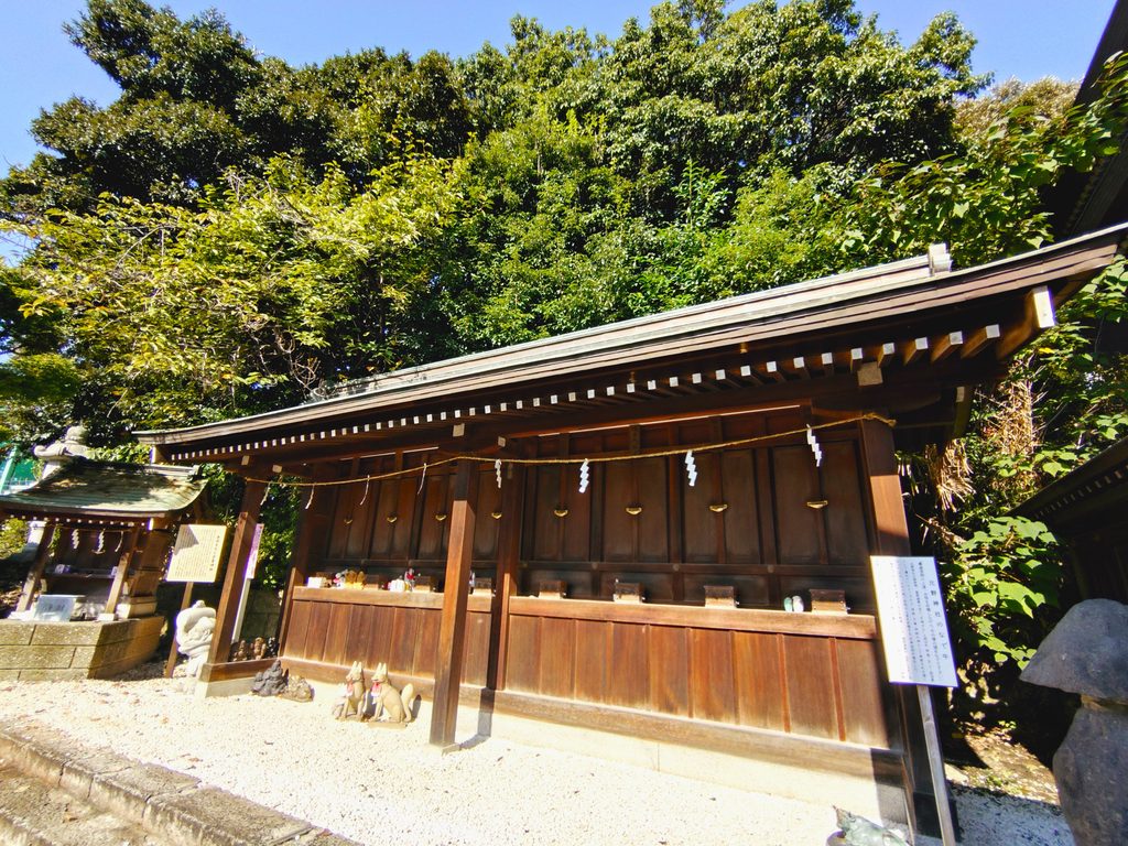 東京都北区 赤羽八幡神社の末社合祀殿
