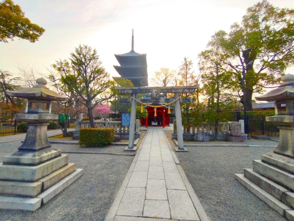 DSC 0690 1024x768 - Toji Temple and Yashima Shrine Pavilion [Kyoto]