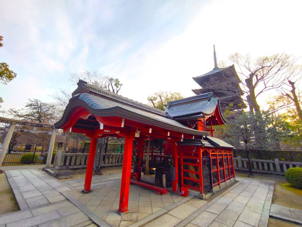 DSC 0691 1024x768 - Toji Temple and Yashima Shrine Pavilion [Kyoto]