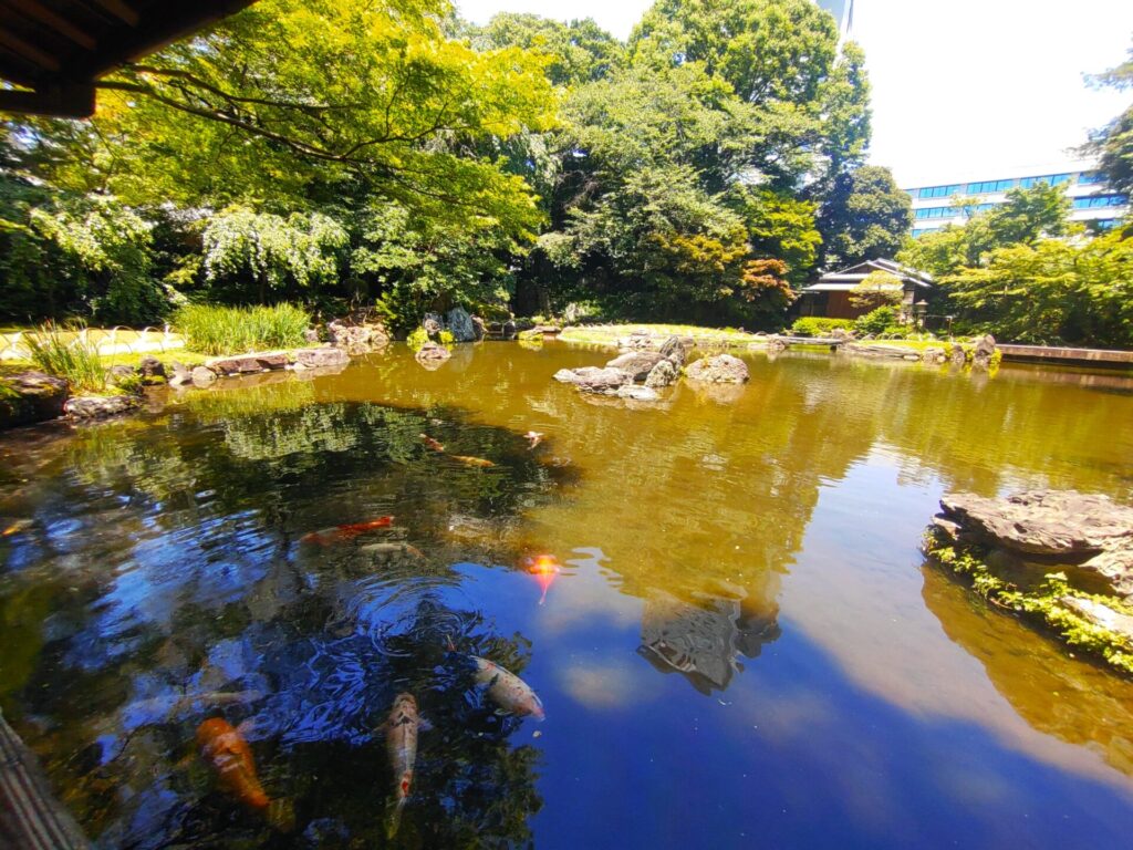 遊就館と神池庭園【東京都】 DSC 1603 1024x768 - 遊就館と神池庭園【東京都】