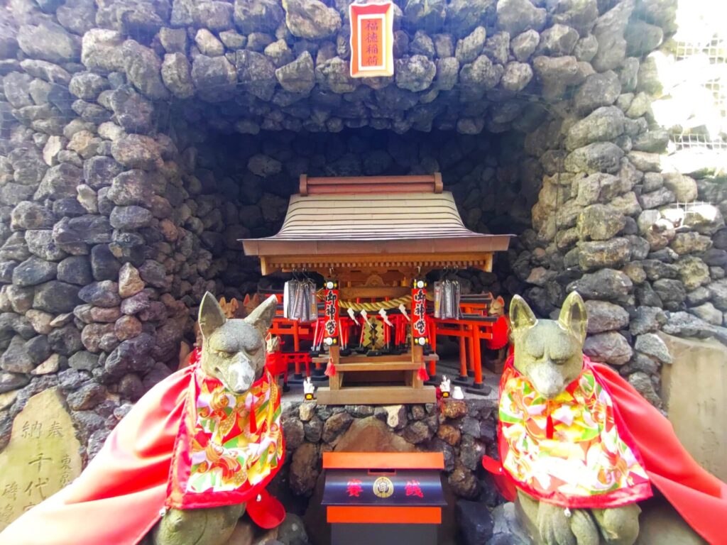 DSC 1818 1024x768 - Anamori Inari Shrine [Tokyo]