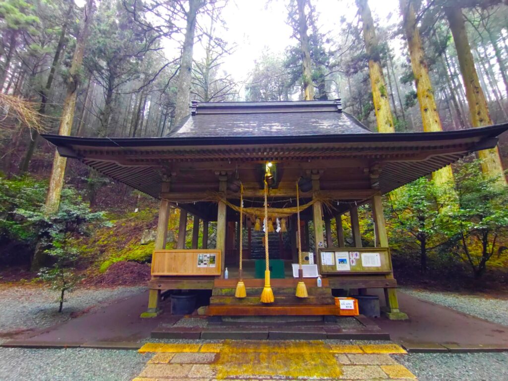 DSC 2335 2 1024x768 - Kamishikimi Kumanoimasu Shrine [Kumamoto]