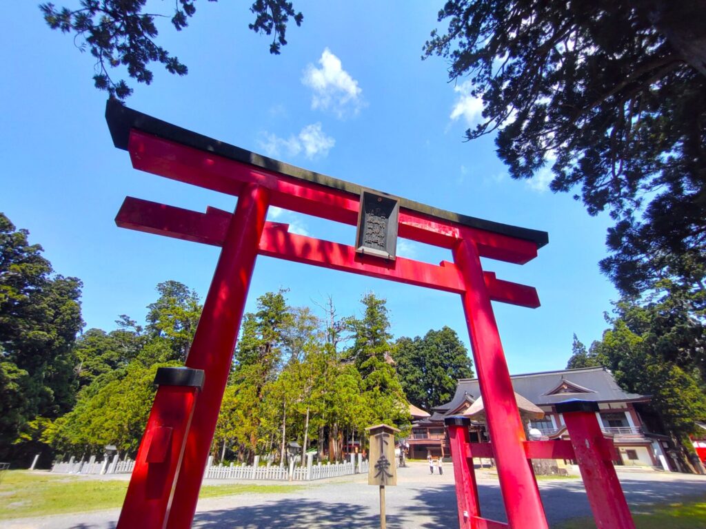 DSC 2427 1024x768 - 羽黒山 出羽三山神社(山頂)【山形県】